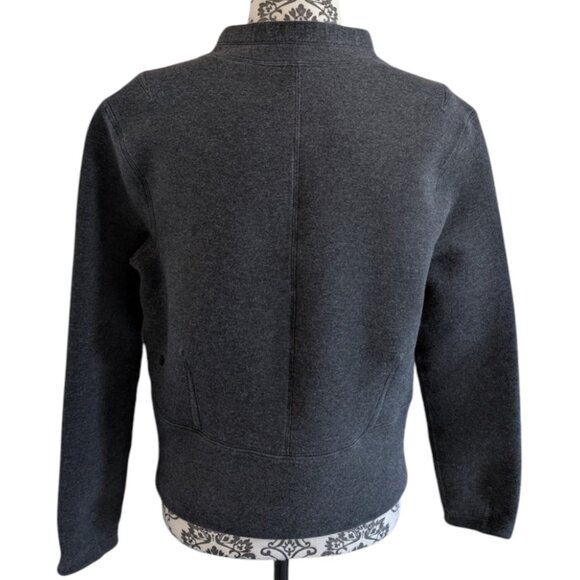 Lululemon City Bound Turtleneck Heathered Black Rel: 10/2016 Women's size 10 - Picture 4 of 12